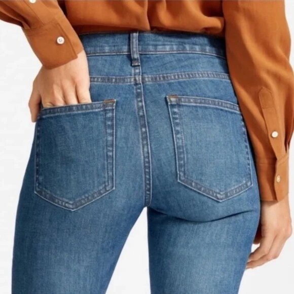 Everlane Mid Rise Ankle Jeans Size 26 Medium Light Wash - Picture 3 of 3